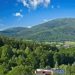 فندق Osrodek Wojkow Kolo Karpacza *
