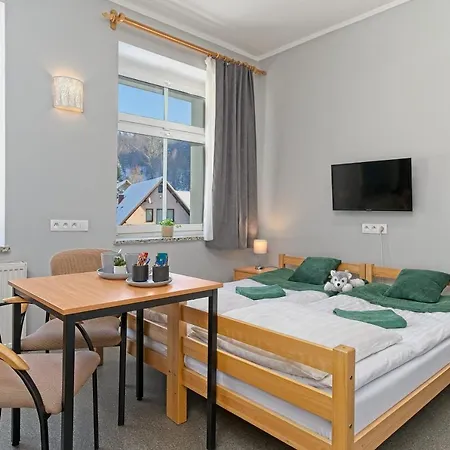 Otel Osrodek Wojkow Kolo Karpacza