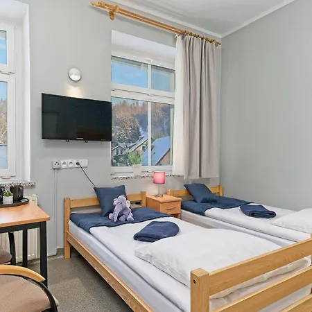 Osrodek Wojkow Kolo Karpacza Otel Kowary