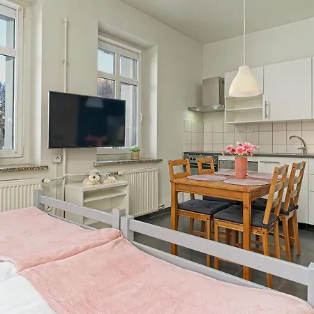 Otel Osrodek Wojkow Kolo Karpacza *