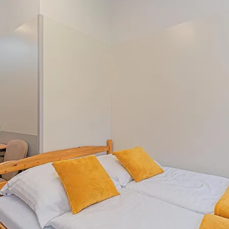 Hotel Osrodek Wojkow Kolo Karpacza Kowary