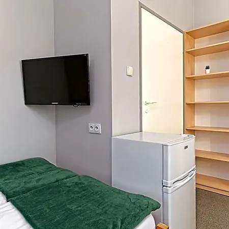 Hotell Osrodek Wojkow Kolo Karpacza Kowary