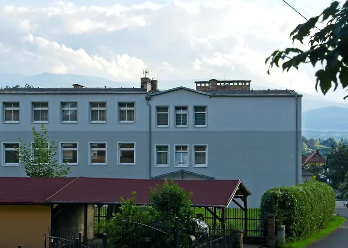 Hotel Osrodek Wojkow Kolo Karpacza Kowary