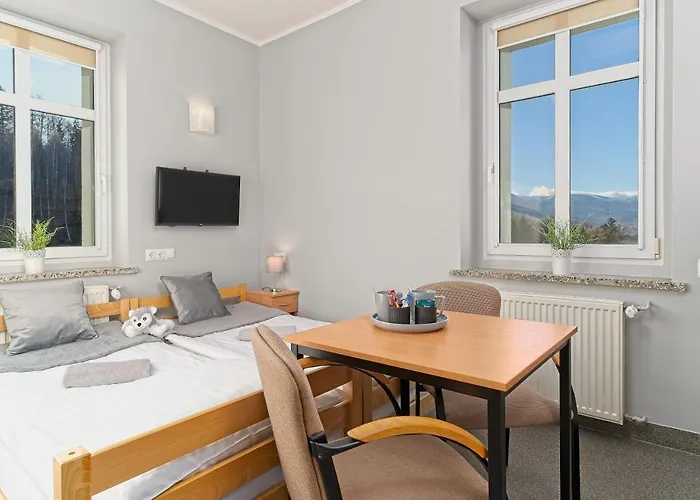 Osrodek Wojkow Kolo Karpacza Hotel