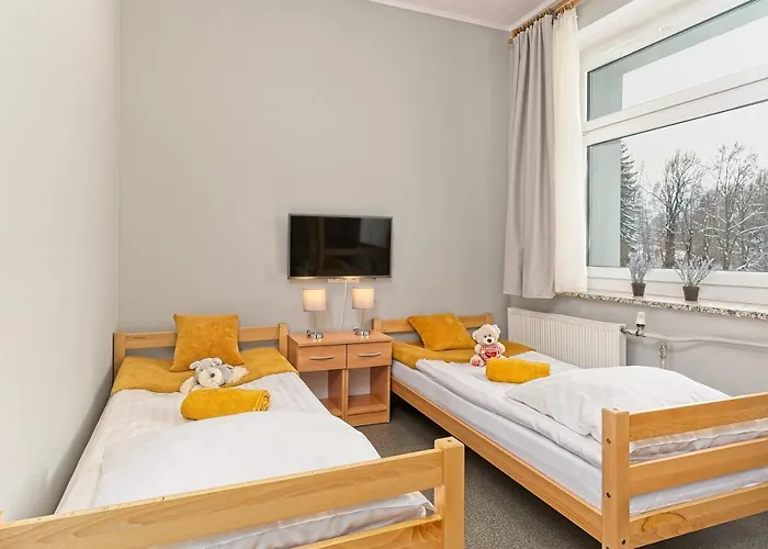 Osrodek Wojkow Kolo Karpacza * Kowary