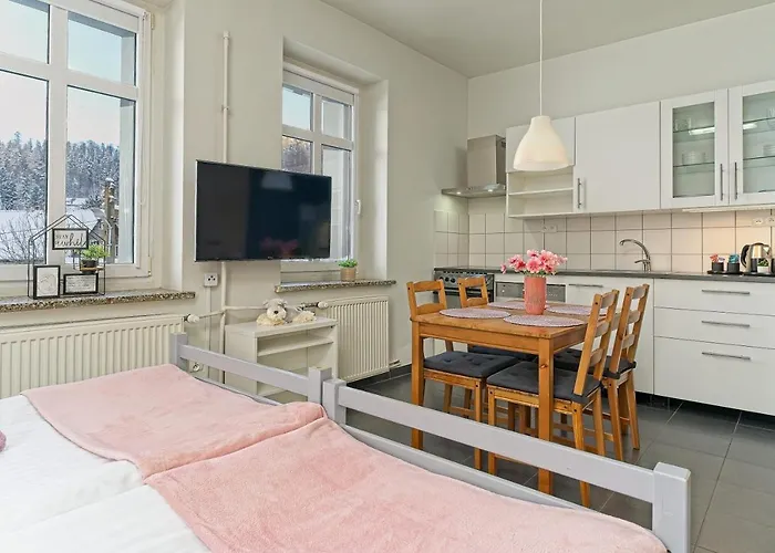 Hotel Osrodek Wojkow Kolo Karpacza *